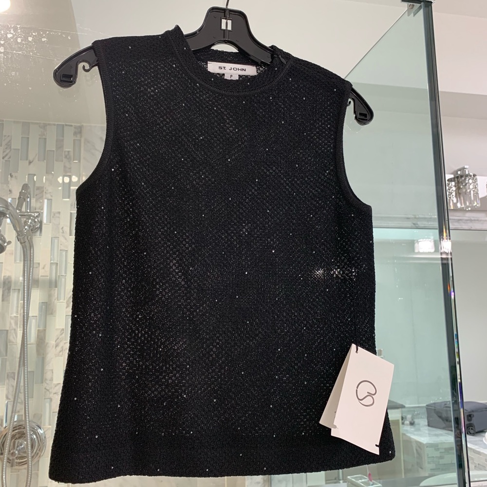 St John top